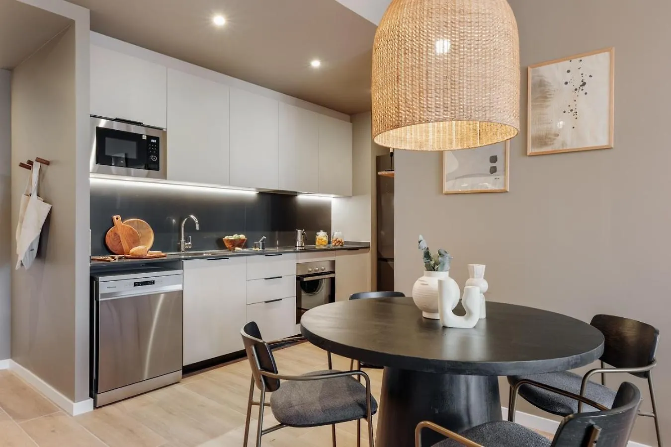 Miravet - 2 Bedrooms In Sant Antoni Barcelona